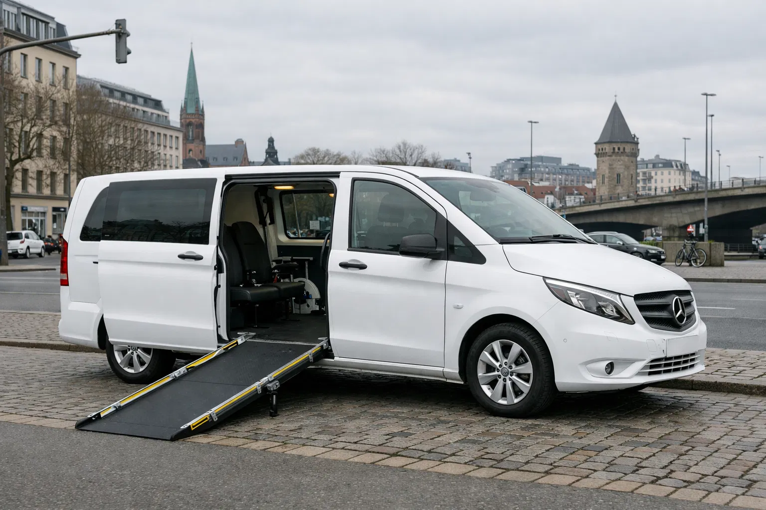 Krankentransportfahrzeug Fahrservice Trost